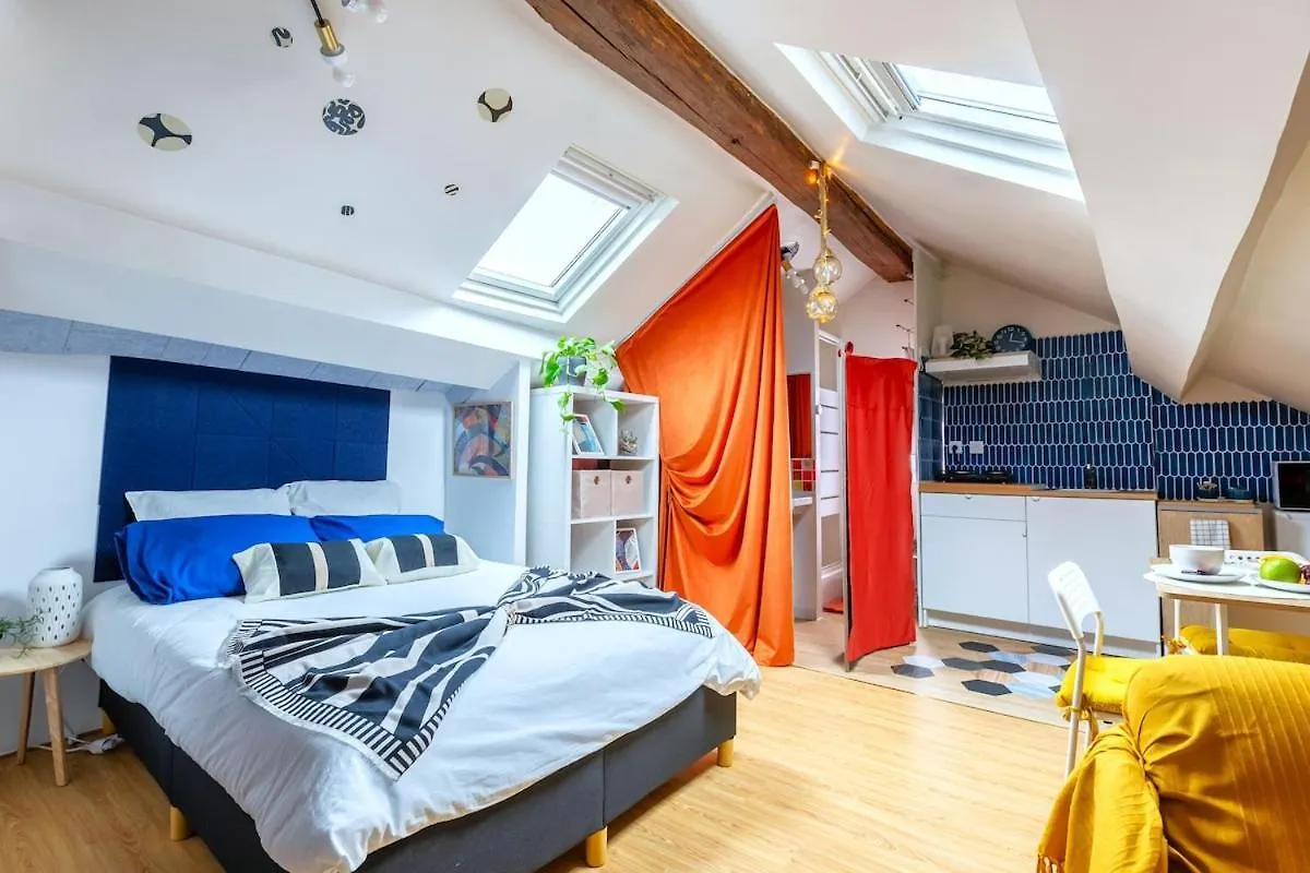 Le Nid Chromatique, Hyper Centre Palaiseau Apartment