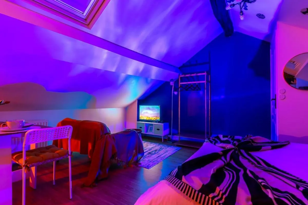 Le Nid Chromatique, Hyper Centre Palaiseau Apartment